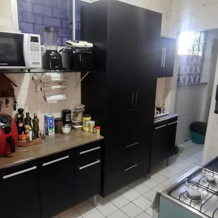 Quarto Solteiro Climatizado Em Condominio Residen * Fortaleza (Ceara)