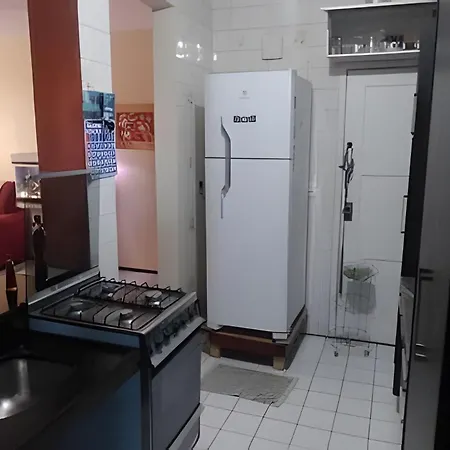 Quarto Solteiro Climatizado Em Condominio Residen
