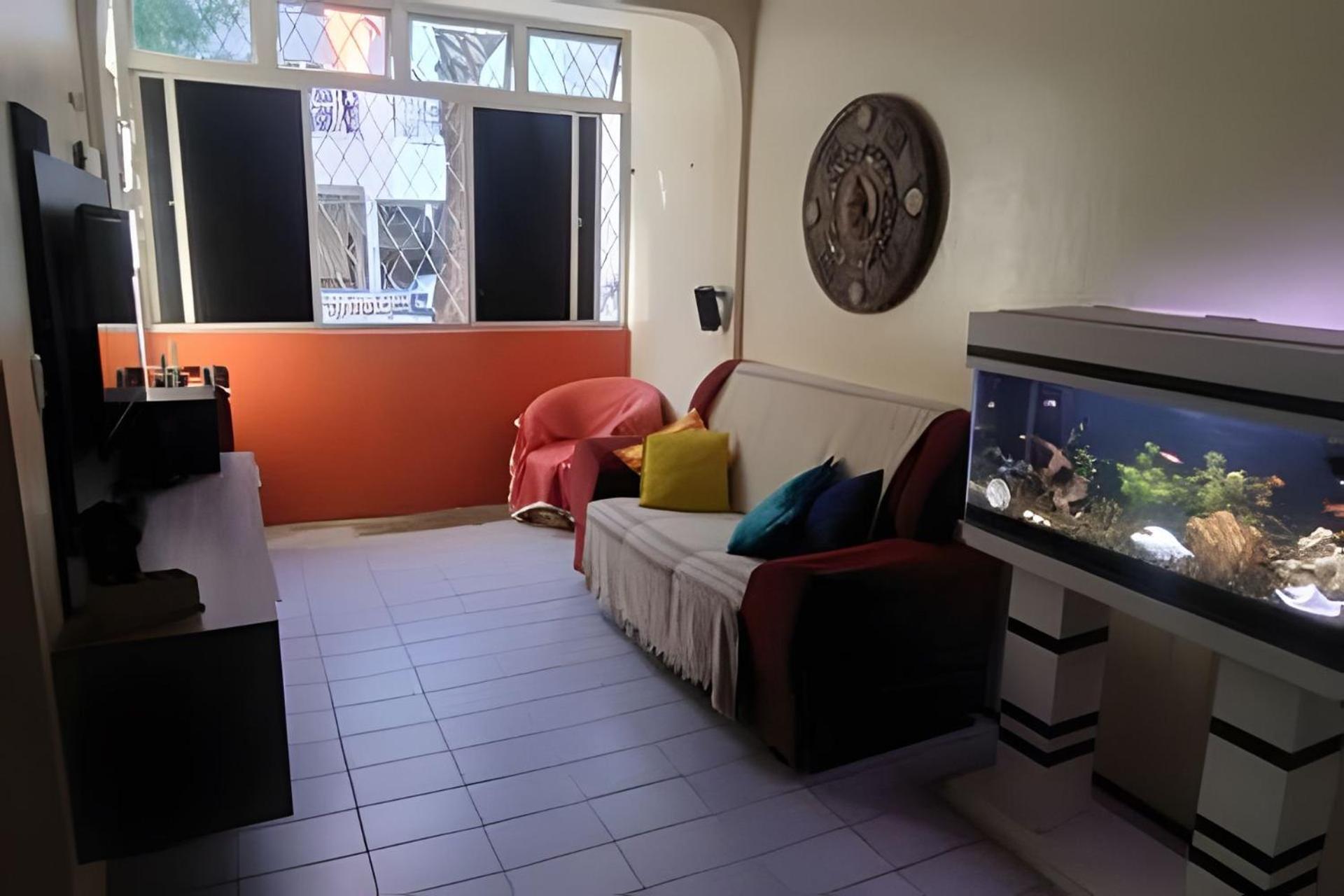 Quarto Solteiro Climatizado Em Condominio Residen