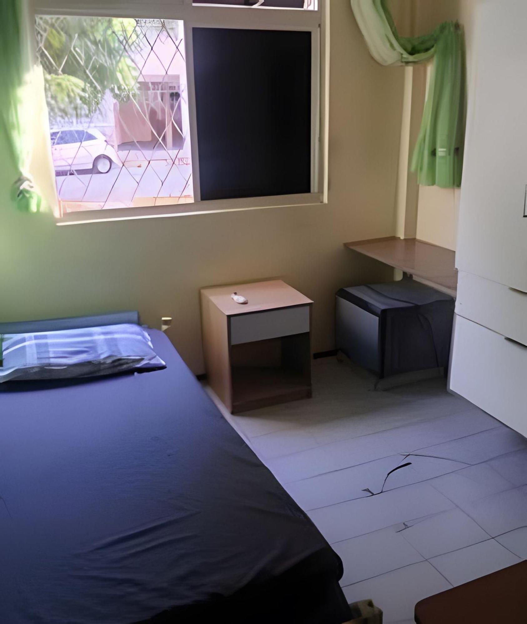 Quarto Solteiro Climatizado Em Condominio Residen Apartamento Fortaleza (Ceara)